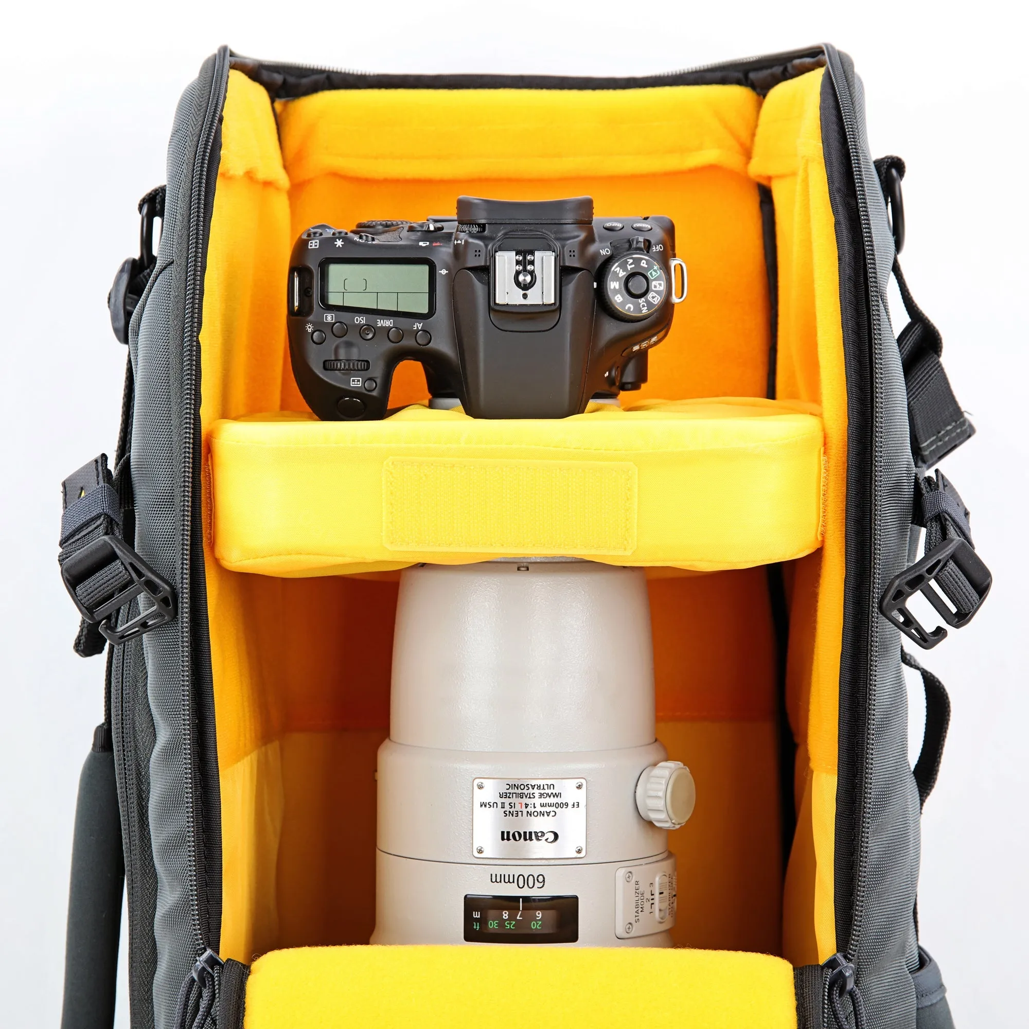 Alta Sky 66 Backpack for up to 800mm lens   XL Rain Cover