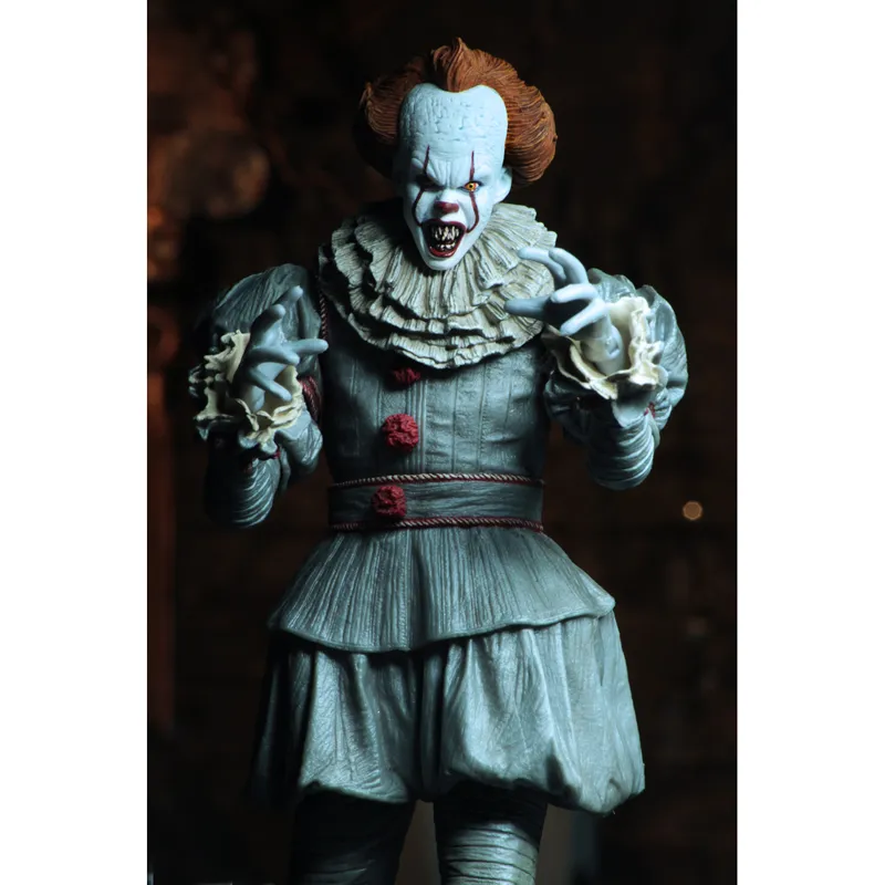 IT: Ultimate "Dancing Clown" Pennywise - 7-Inch Scale Action Figure