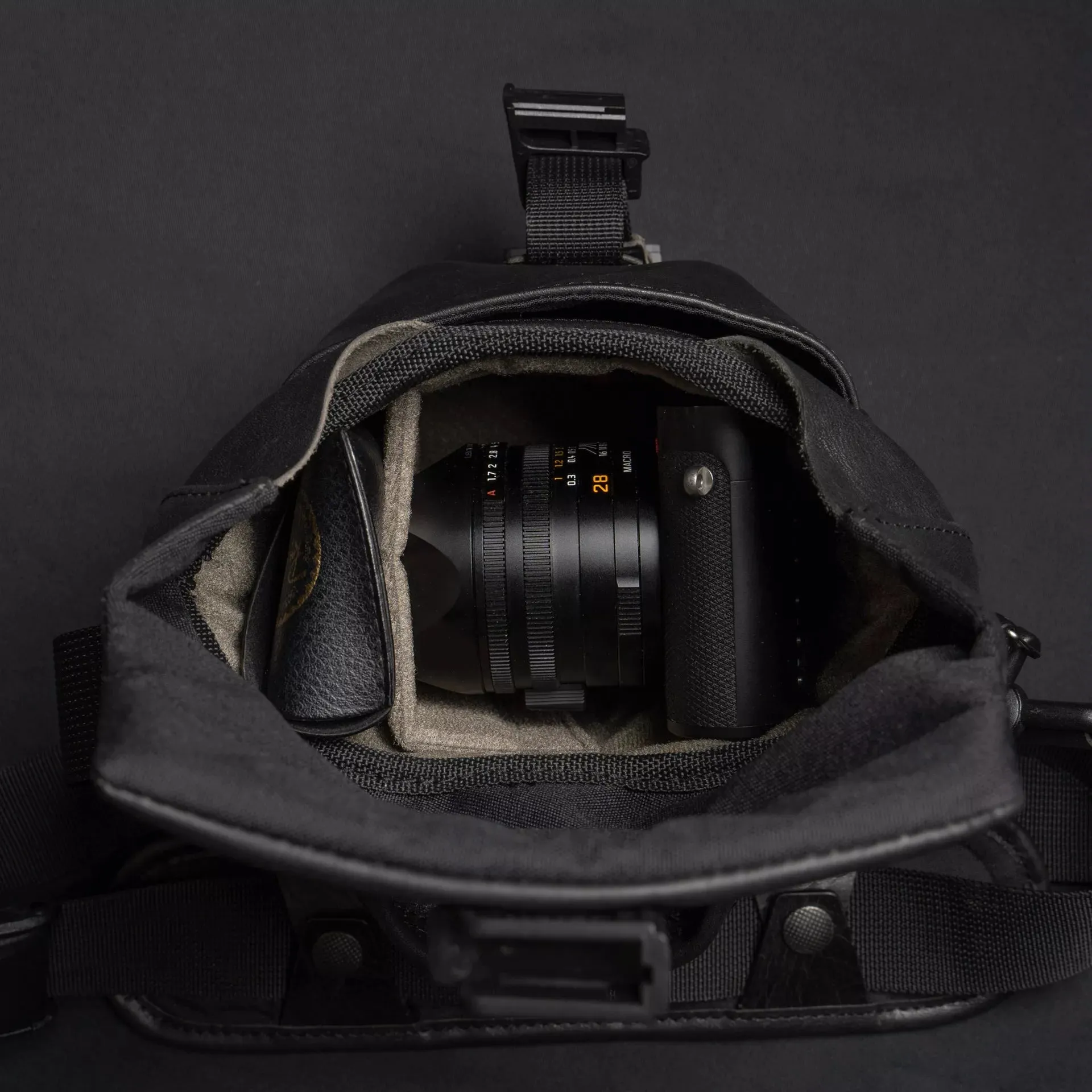 Leather Pilot Travel Camera Bag | 2L Upgraded