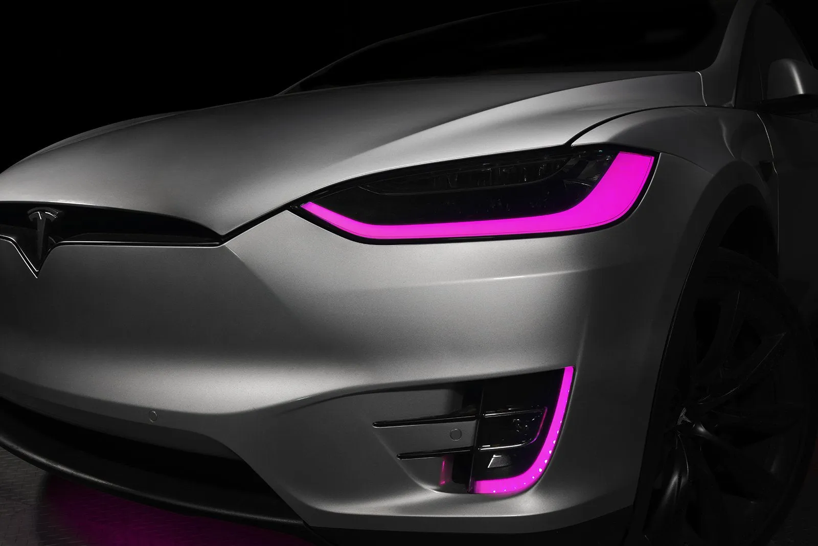 ORACLE Lighting 2016-2024 Tesla Model X Dynamic ColorSHIFT Headlight & Fog Light DRL Upgrade Kit - COMBO